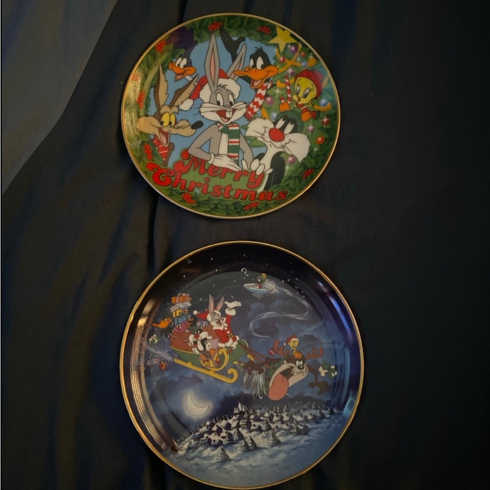 Looney Tunes Christmas Collector Plates